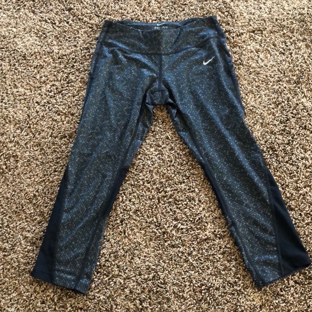 Nike leggings